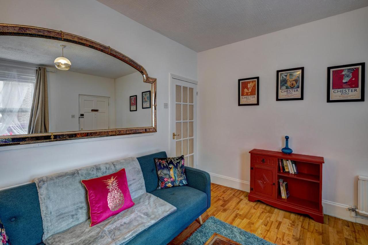 *New* Chester Canal Side 2 Bed Character Home Extérieur photo